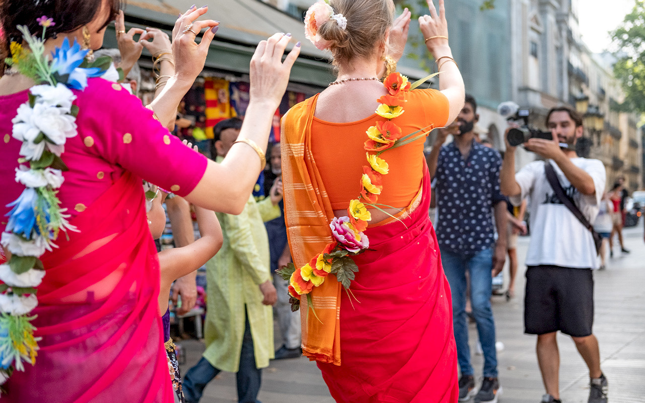 First fieldwork on the Ratha Yatra (Hindu images) illustration