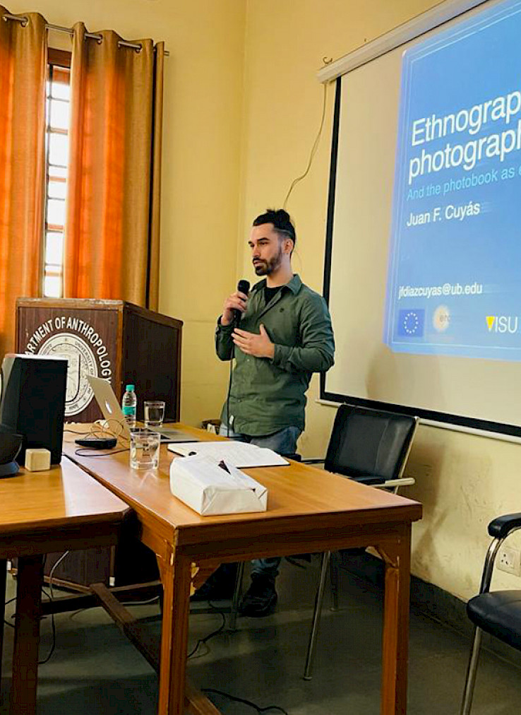 Clase de Fotografía Etnográfica en la Universidad de Delhi