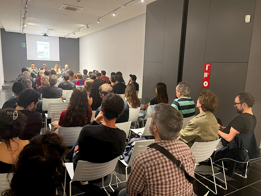 Presentation of the book "La imatge que mai no acaba" illustration